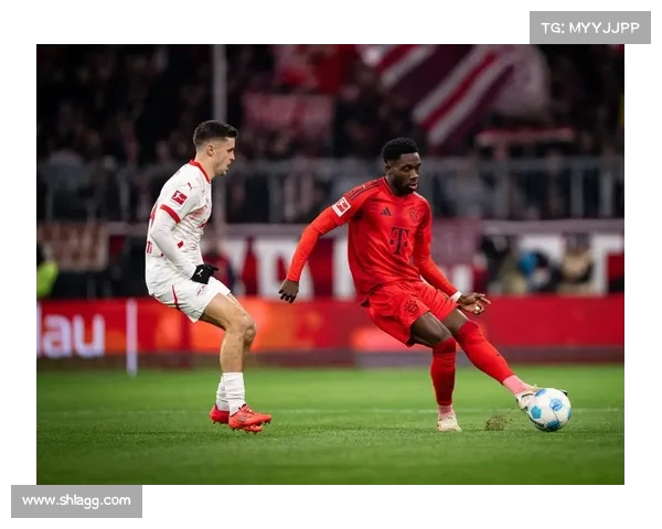 德甲赛季最新动态:拜仁遭遇连败,多特力压莱比锡登顶榜首 德甲赛季最新动态:拜仁遭遇连败,多特力压莱比锡登顶榜首